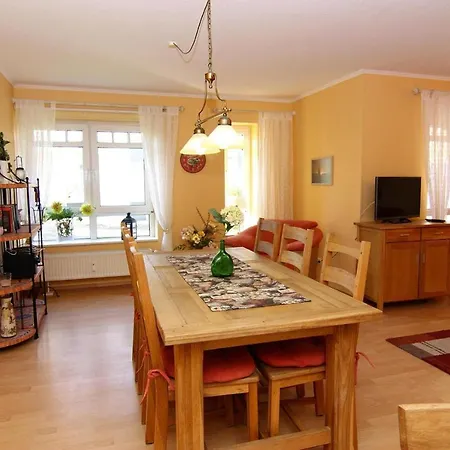 Ferienwohnung Sonja In Apartment Zingst